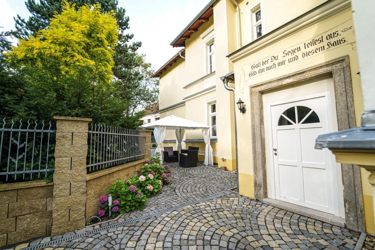 Spa Apartments Theresia Dubí  Zewnętrze zdjęcie